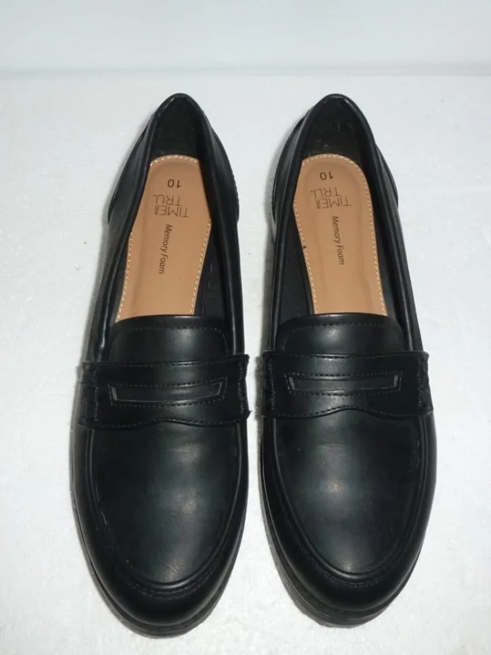 Time and Tru Black Penny Loafers / Shoes - Women SZ 10